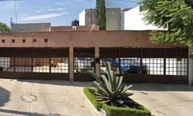 CASA EN REMATE EN CIUDAD SATELITE CDMX