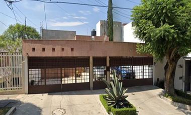 CASA EN REMATE EN CIUDAD SATELITE CDMX