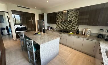 Departamento de lujo en Ave. Chairel Torre 514