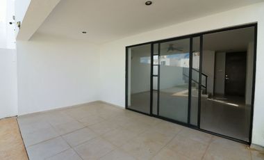Privada Botanico Conkal Casa 3 Habitaciones Y Alberca En Renta