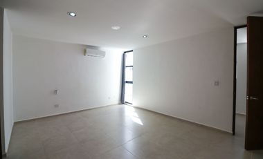 Privada Botanico Conkal Casa 3 Habitaciones Y Alberca En Renta