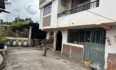 Venta de casa con terreno en Otavalo sector Fuente de Punyaro