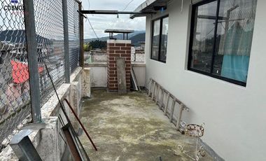 Venta de casa con terreno en Otavalo sector Fuente de Punyaro