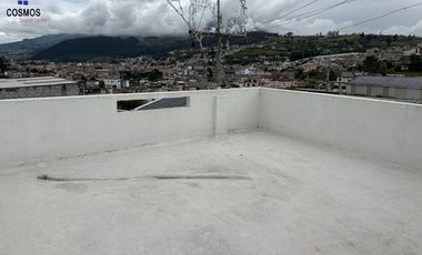 Venta de casa con terreno en Otavalo sector Fuente de Punyaro