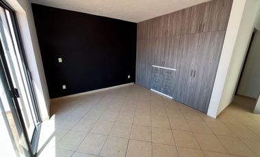 🏠CASA HABITACIÓN UBICADA EN EL FRACCIONAMIENTO RINCÓN DE LOS NOGALES EN PATZCUARO MICHOACAN