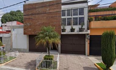 CASA EN REMATE EN CIUDAD SATELITE CDMX
