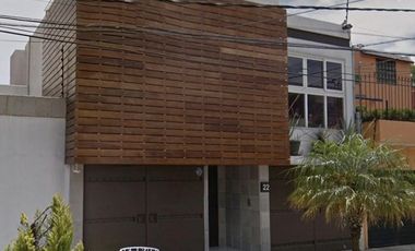 CASA EN REMATE EN CIUDAD SATELITE CDMX