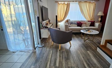Casa de dos pisos EN VENTA - Excelente oportunidad para familias