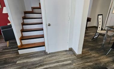 Casa de dos pisos EN VENTA - Excelente oportunidad para familias