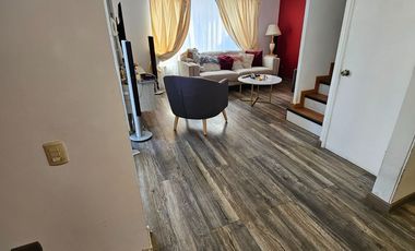 Casa de dos pisos EN VENTA - Excelente oportunidad para familias