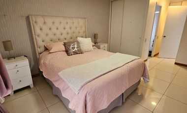 Casa de dos pisos EN VENTA - Excelente oportunidad para familias