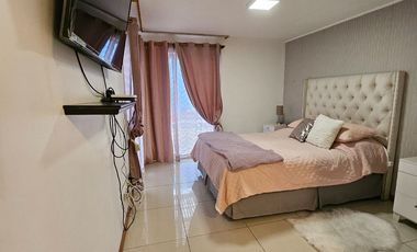 Casa de dos pisos EN VENTA - Excelente oportunidad para familias