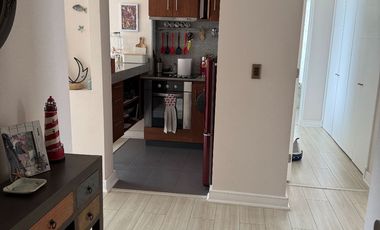 Se vende por viaje departamento 2 d, 2 baños, edifico full