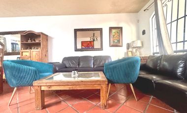 Renta: Casa Amueblada con Amplio Patio en Valle Dorado, Ensenada