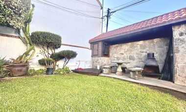 Renta: Casa Amueblada con Amplio Patio en Valle Dorado, Ensenada