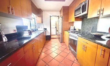 Renta: Casa Amueblada con Amplio Patio en Valle Dorado, Ensenada