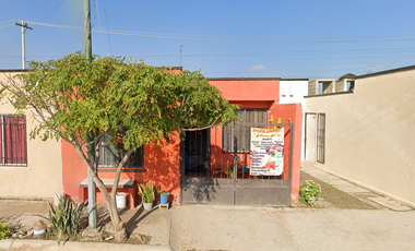 CASA EN CIRCUITO SANTA LUCIA, SANTA SOFIA, TORREON, COAHUILA. ¡NO CREDITOS!