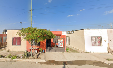 CASA EN CIRCUITO SANTA LUCIA, SANTA SOFIA, TORREON, COAHUILA. ¡NO CREDITOS!