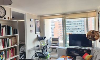 Se vende por traslado departamento 1 d, estacionamiento, edificio full