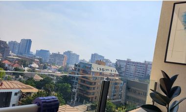 Se vende por traslado departamento 1 d, estacionamiento, edificio full