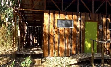 Se vende terreno de 3.228 m2 a orilla de lago Colbun