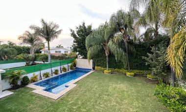 CASA EN VENTA EN FRACCIONAMIENTO LOMAS DE COCOYOC MORELOS