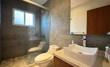 CASA EN VENTA EN FRACCIONAMIENTO LOMAS DE COCOYOC MORELOS