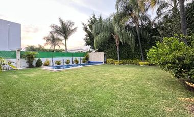 CASA EN VENTA EN FRACCIONAMIENTO LOMAS DE COCOYOC MORELOS