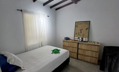 Venta hermosa Casa Barrio Machado, Copacabana Antioquia.