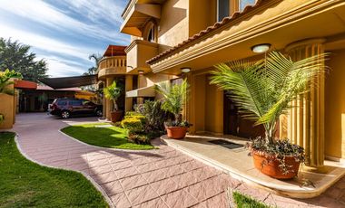 Villa en venta en Las Gaviotas, Puerto Vallarta.