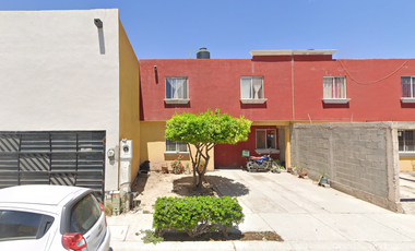 CASA EN PASEO DEL SALVADOR, FLORESTA, GOMEZ PALACIO, DURANGO. ¡¡NO CREDITOS!!