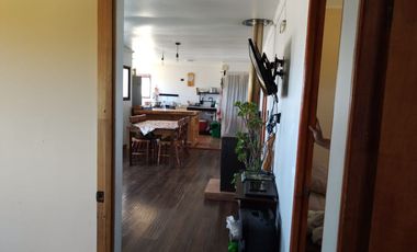 Hermosa parcela con casa de 5 dormitorios - EN VENTA