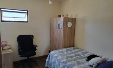 Hermosa parcela con casa de 5 dormitorios - EN VENTA