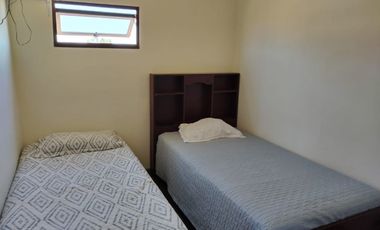 Hermosa parcela con casa de 5 dormitorios - EN VENTA