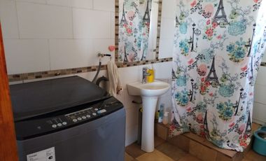 Hermosa parcela con casa de 5 dormitorios - EN VENTA