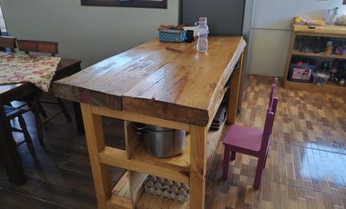 Hermosa parcela con casa de 5 dormitorios - EN VENTA