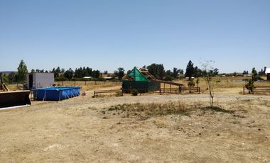 Hermosa parcela con casa de 5 dormitorios - EN VENTA