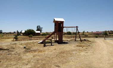 Hermosa parcela con casa de 5 dormitorios - EN VENTA