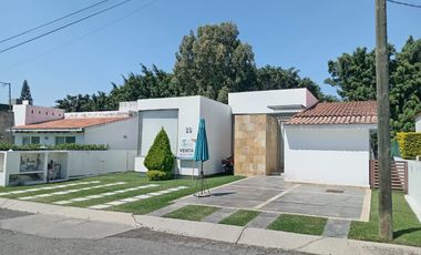 CASA EN VENTA EN FRACCIONAMIENTO LOMAS DE COCOYOC MORELOS