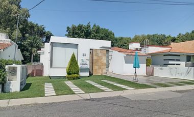 CASA EN VENTA EN FRACCIONAMIENTO LOMAS DE COCOYOC MORELOS