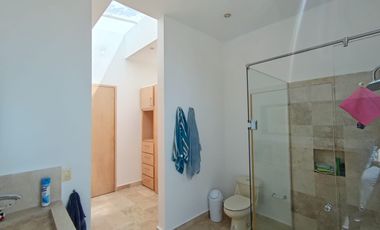 CASA EN VENTA EN FRACCIONAMIENTO LOMAS DE COCOYOC MORELOS