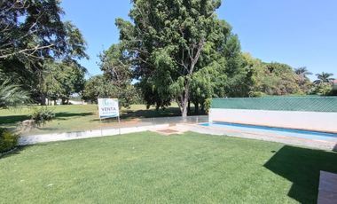 CASA EN VENTA EN FRACCIONAMIENTO LOMAS DE COCOYOC MORELOS