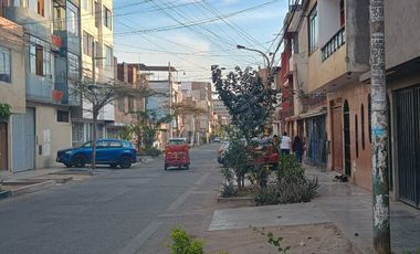 Venta De Terreno En Zona Comercial De Los Olivos: