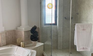 Satelite. Bella y Enorme Mansión, Elegancia, Comodidad