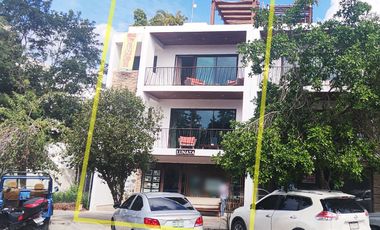 Exclusiva Torre Boutique en Aldea Zamá: 3 deptos y 1 local comercial