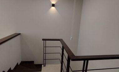 RENTA DE CASA EN RESIDENCIAL LOMAS VIRREYES CALIMAYA