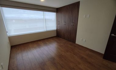 RENTA DE CASA EN RESIDENCIAL LOMAS VIRREYES CALIMAYA