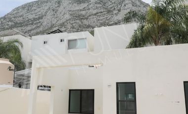 ÚLTIMA CASA PEDREGAL DE LA HUASTECA, SANTA CATARINA