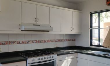 Casa en renta en Hércules, 4 recámaras