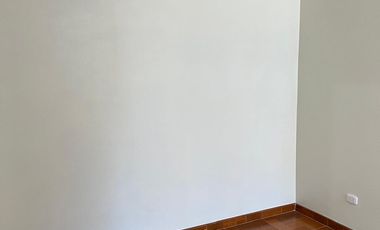 Departamento en  2° Piso – 4 Dorm. Excelente Ubicación frente a parque!!